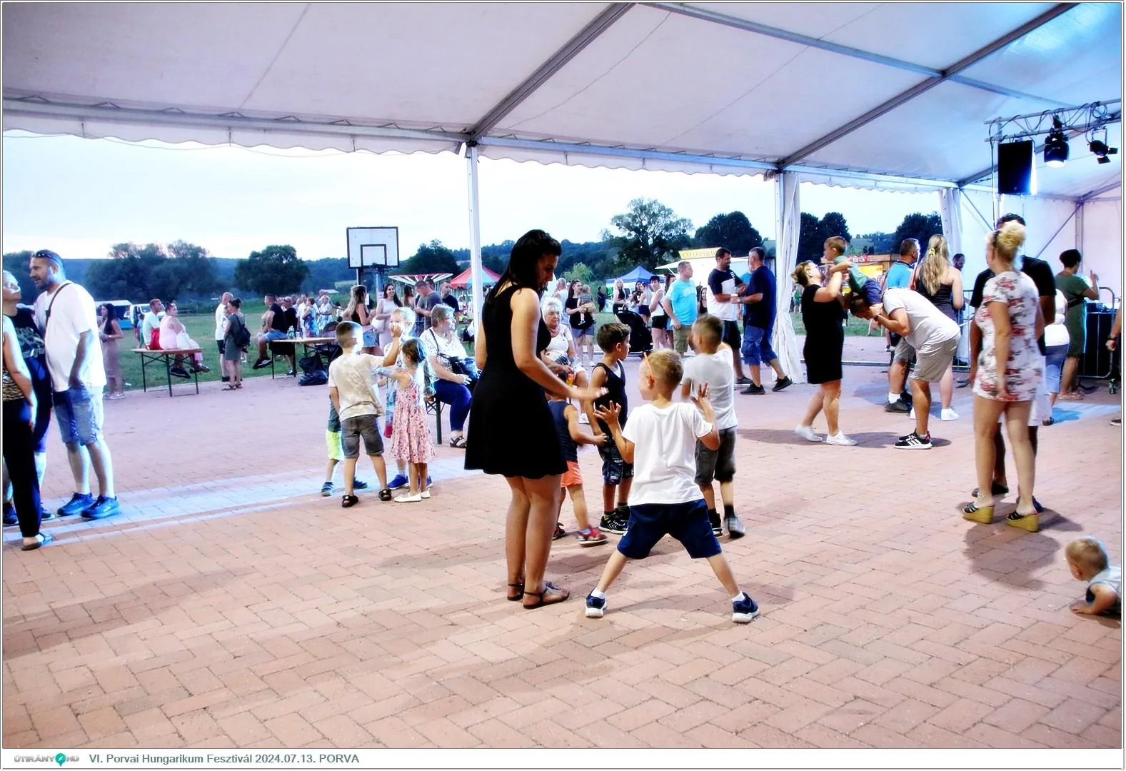 Fotók, Útirány.hu