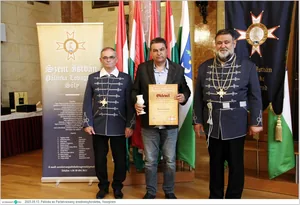 Fotók, Útirány.hu