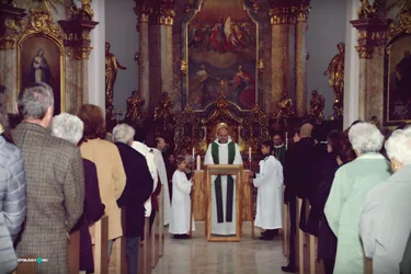 Megújulás utáni első Hálaadó Szentmise