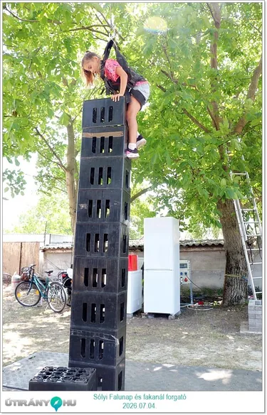Sólyi Falunap és fakanál forgató