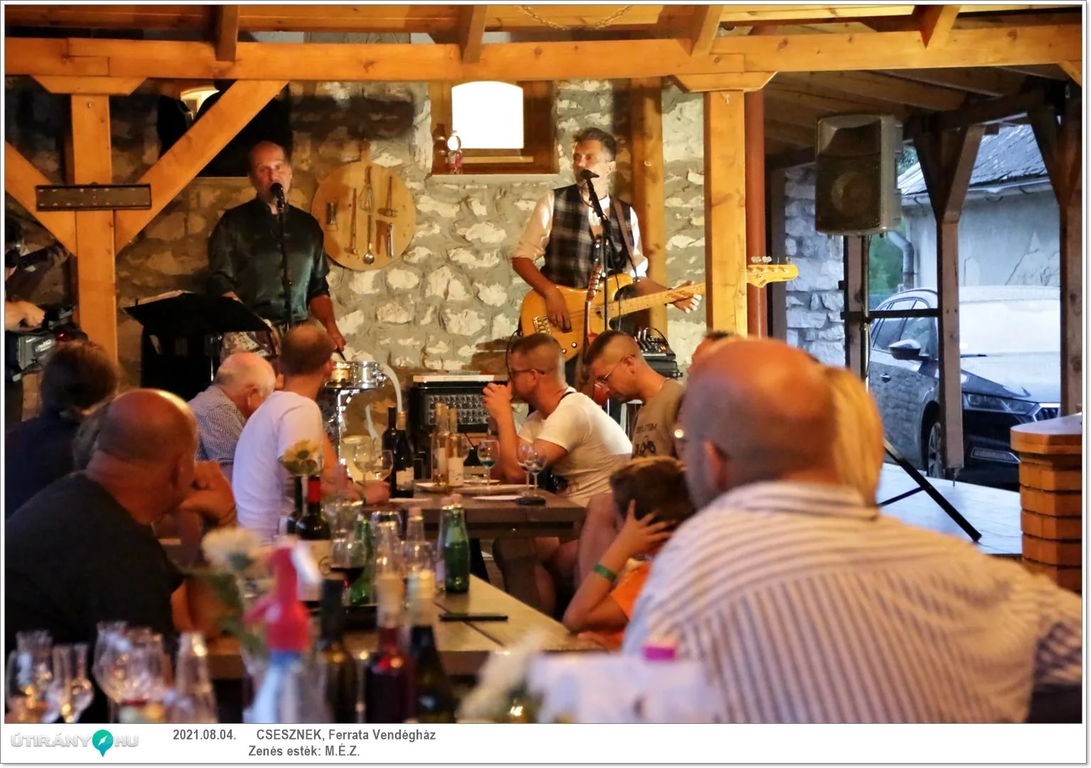 M.É.Z. zenekar és Sápi borkostoló estje