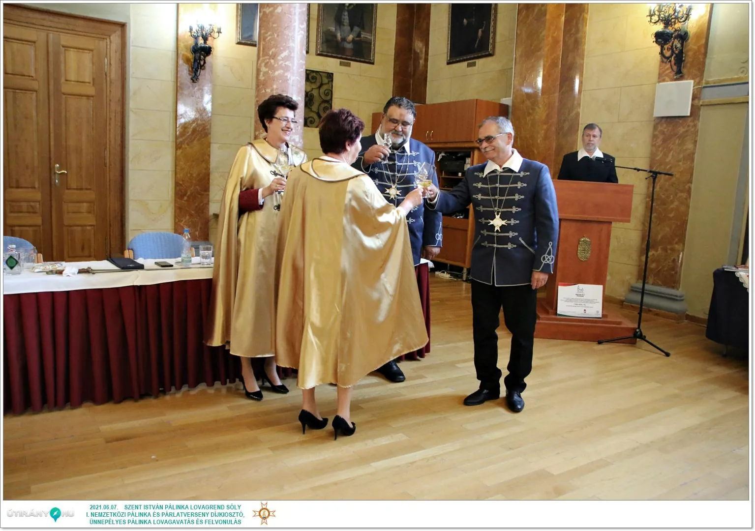 Díjkiosztó, szentelés, avatás, felvonulás