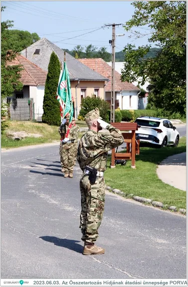  Az Összetartozás Hídjának átadási ünnepsége
