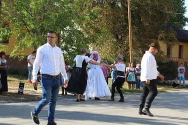 Szüreti felvonulás és utcabál