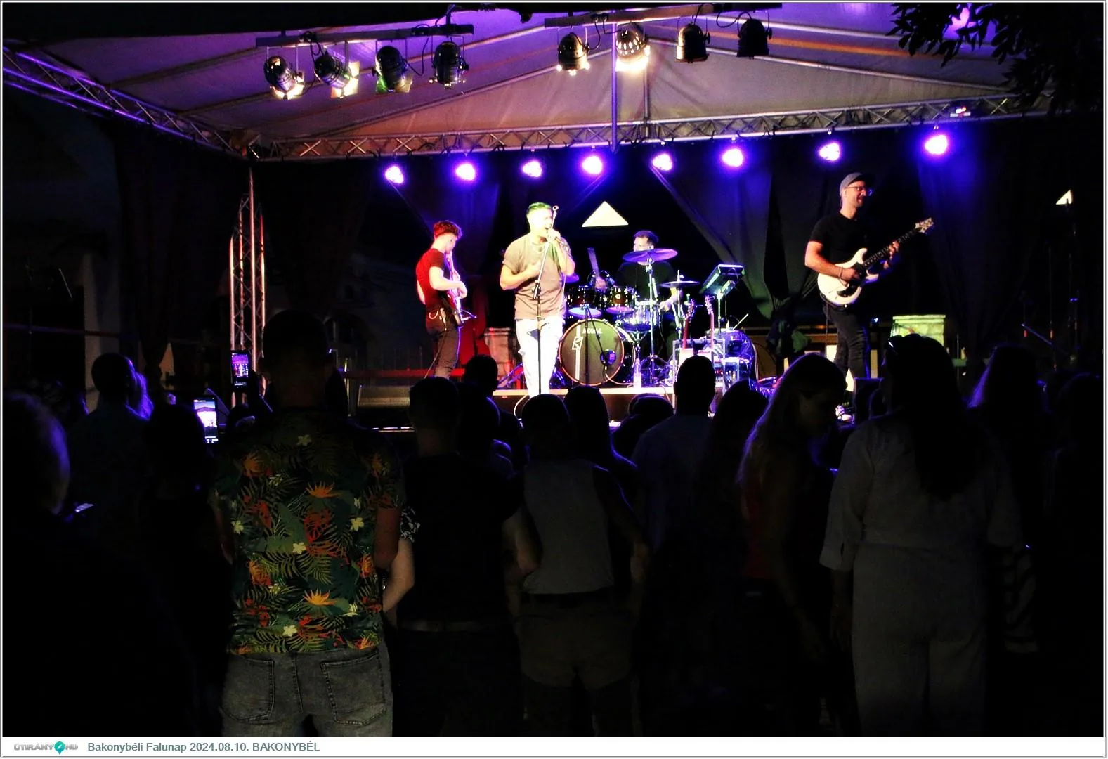 Fotók, Útirány.hu