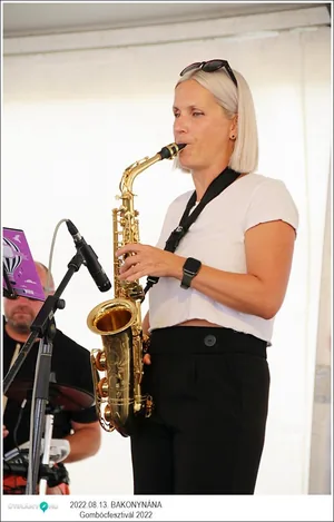 Fotók, Útirány.hu: