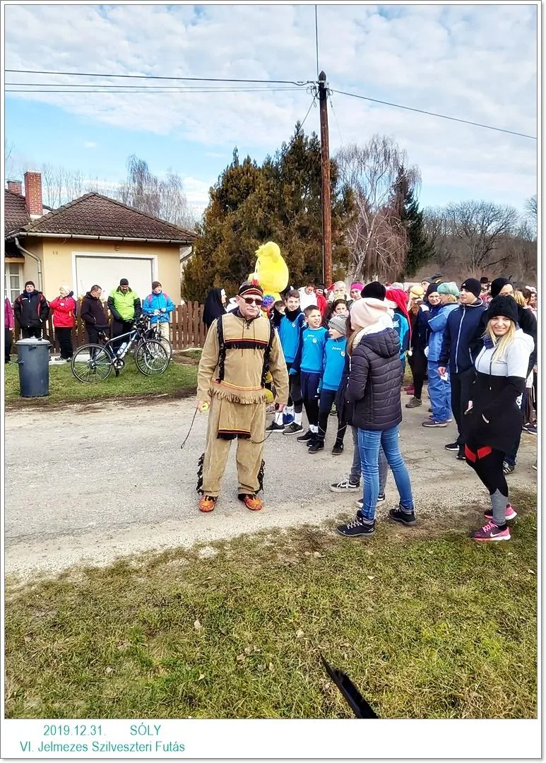 VI. Szilveszteri jelmezes futás. Fotók: Önkormányzat