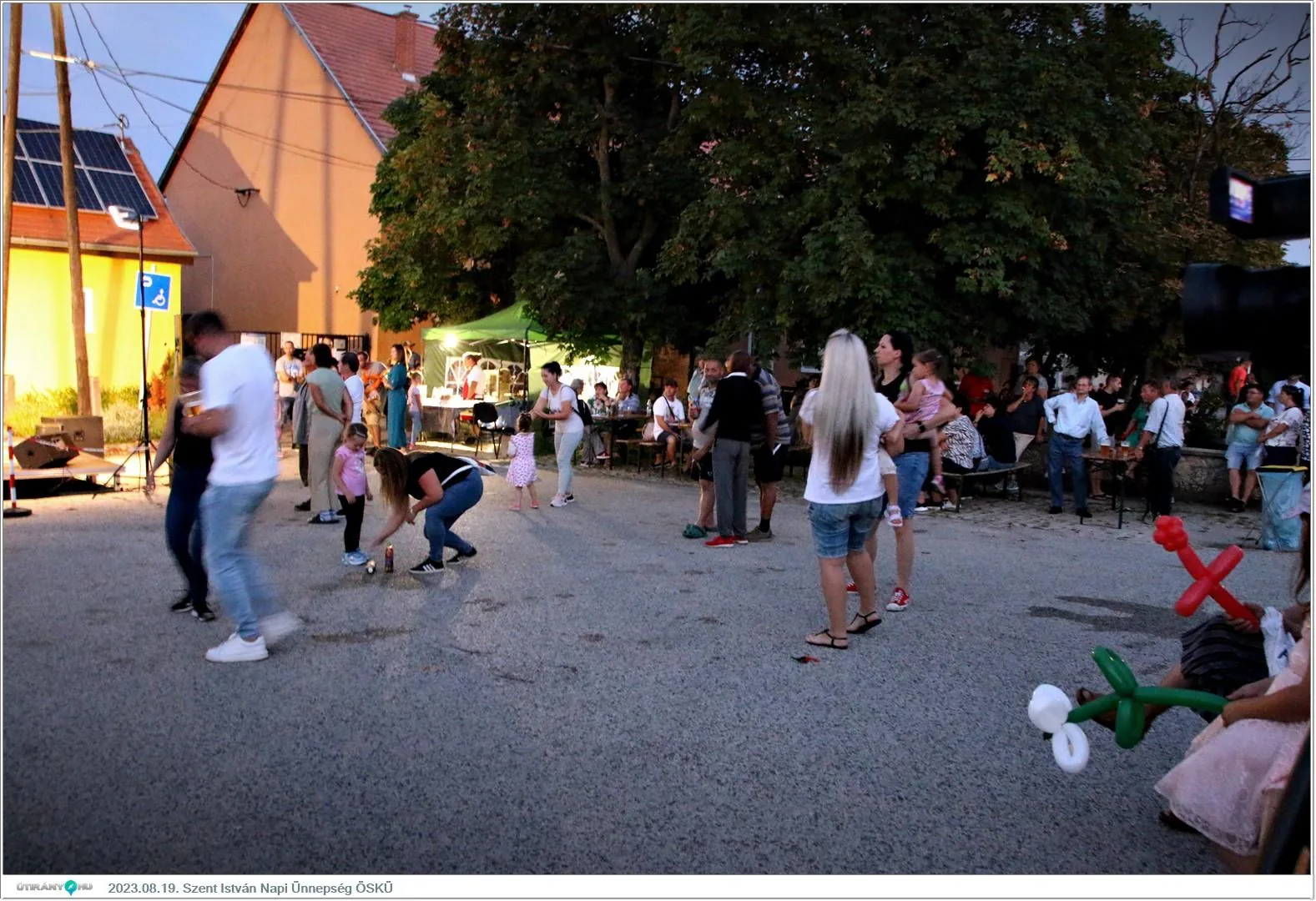 Fotók, Útirány.hu /délután, este /: