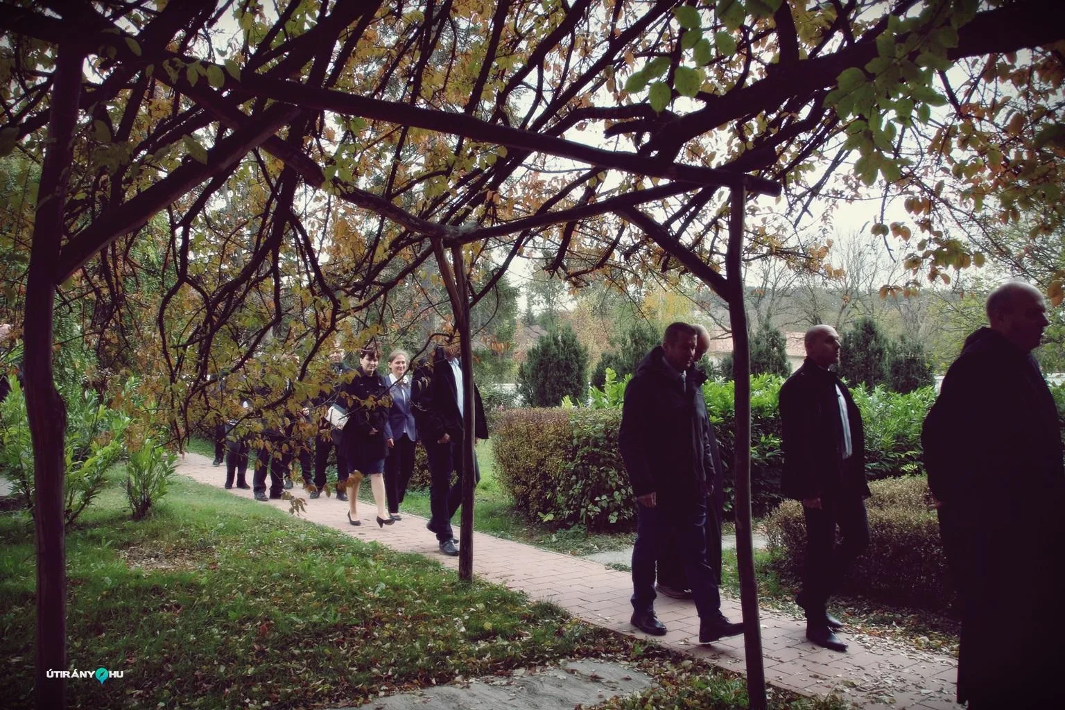 Szentmise után körséta az arborétumban. Fotók: Útirány.hu
