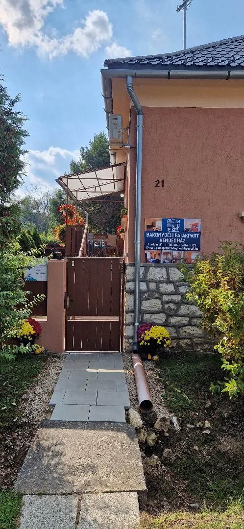 'Bakonybéli Patakpart Vendégház' cikk borítóképe