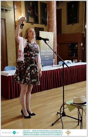 Díjkiosztó, szentelés, avatás, felvonulás