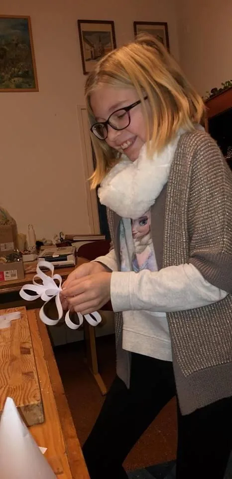 Kézműves foglalkozás 2018.12.08. fotók