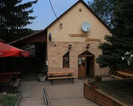 Articsóka Pizzéria borítóképe