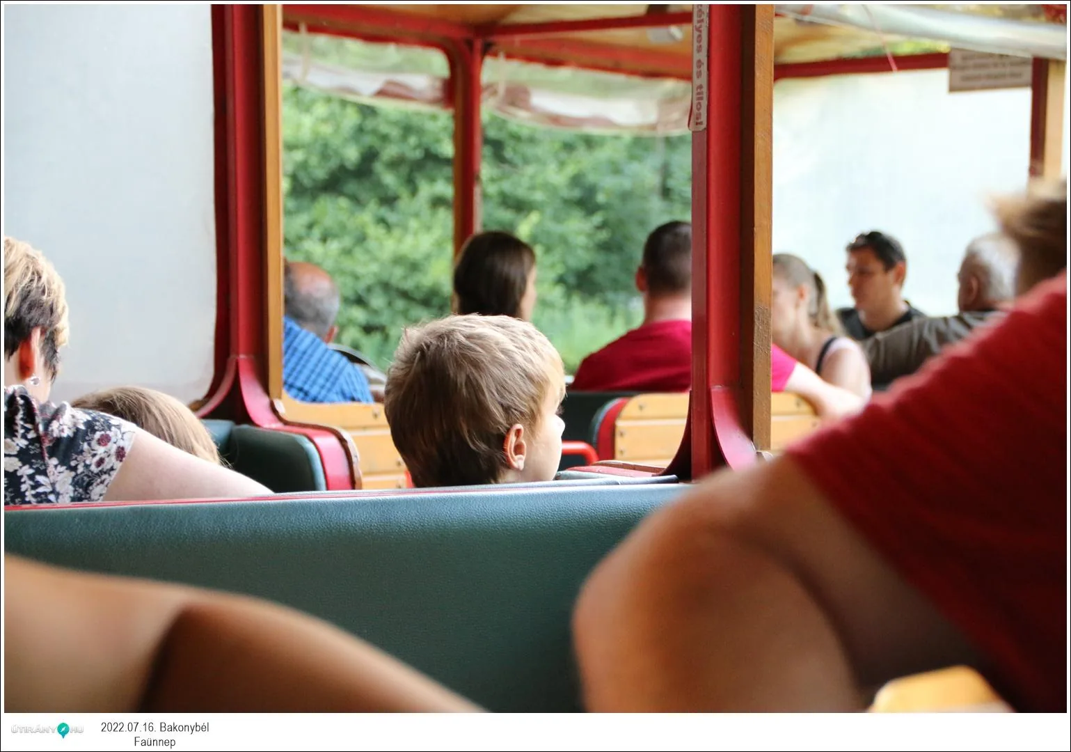 Fotók, Útirány.hu: