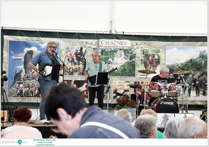 Képek: Útirány Fellépő: Az Ötök