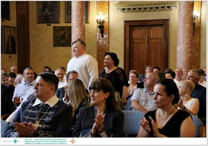 Díjkiosztó, szentelés, avatás, felvonulás